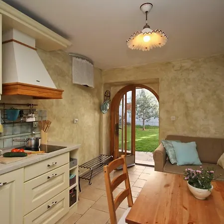 Apartment Olive Garden Punat